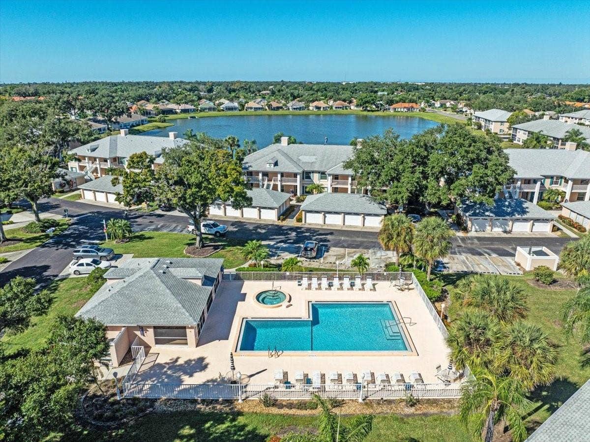 4214 CADDIE DRIVE E, #204, Bradenton, FL 34203 4214 CADDIE DRIVE E, #204, Bradenton, FL 34203