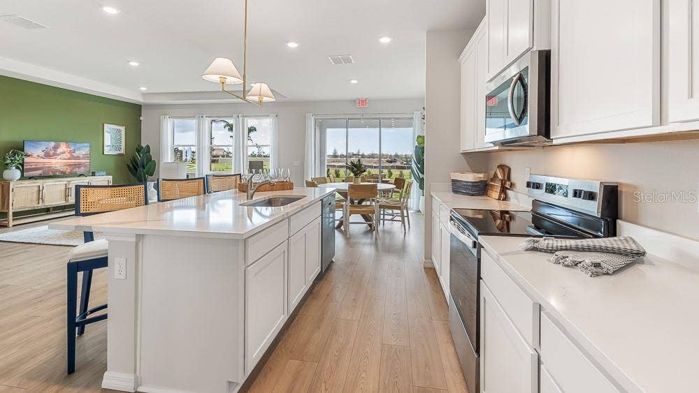 4507 COASTAL STORM GLEN, Palmetto, FL 34221 4507 COASTAL STORM GLEN, Palmetto, FL 34221