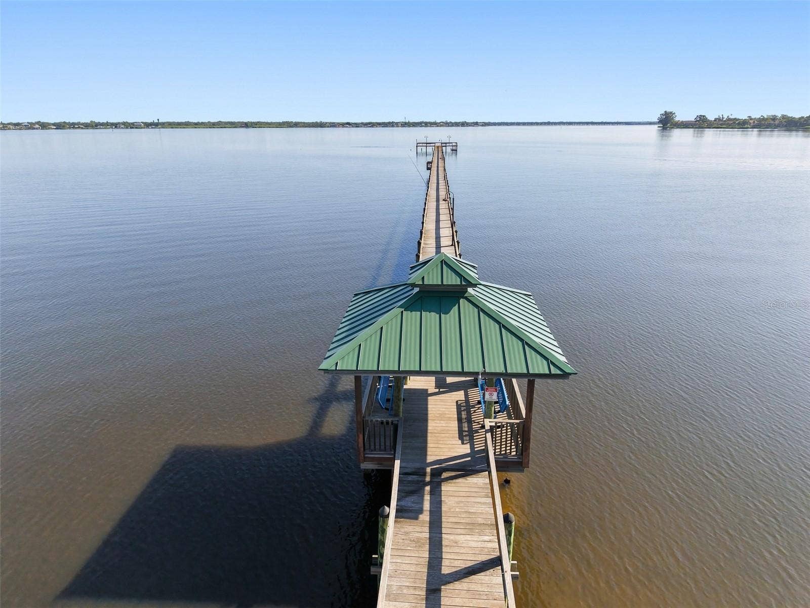8 PLAZA STREET E, Bradenton, FL 34208 700' Fishing Pier