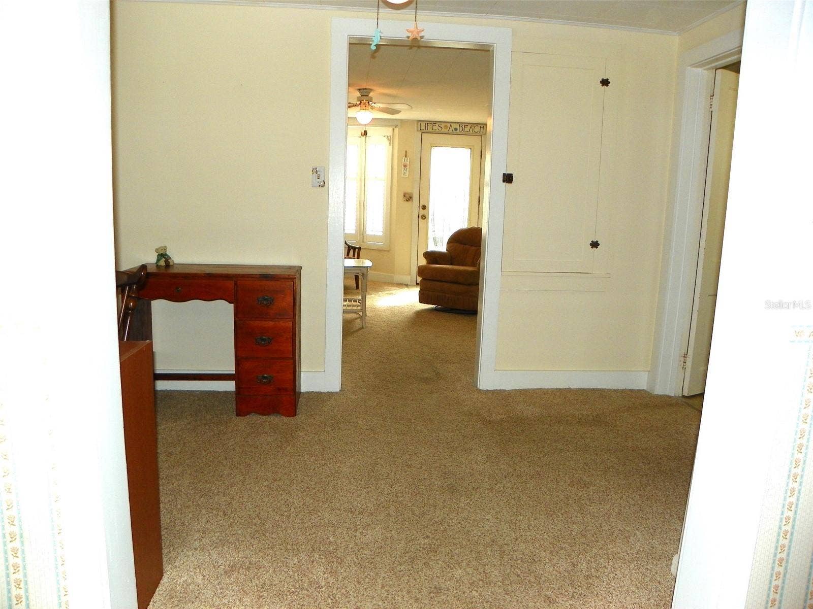 8 PLAZA STREET E, Bradenton, FL 34208 Dining Room