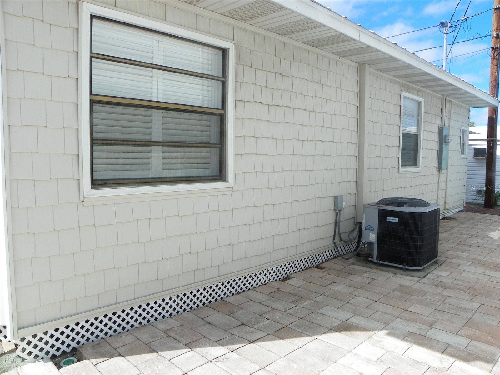 8 PLAZA STREET E, Bradenton, FL 34208 8 PLAZA STREET E, Bradenton, FL 34208