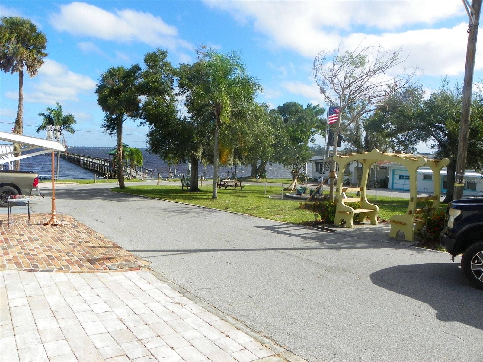8 PLAZA STREET E, Bradenton, FL 34208 View