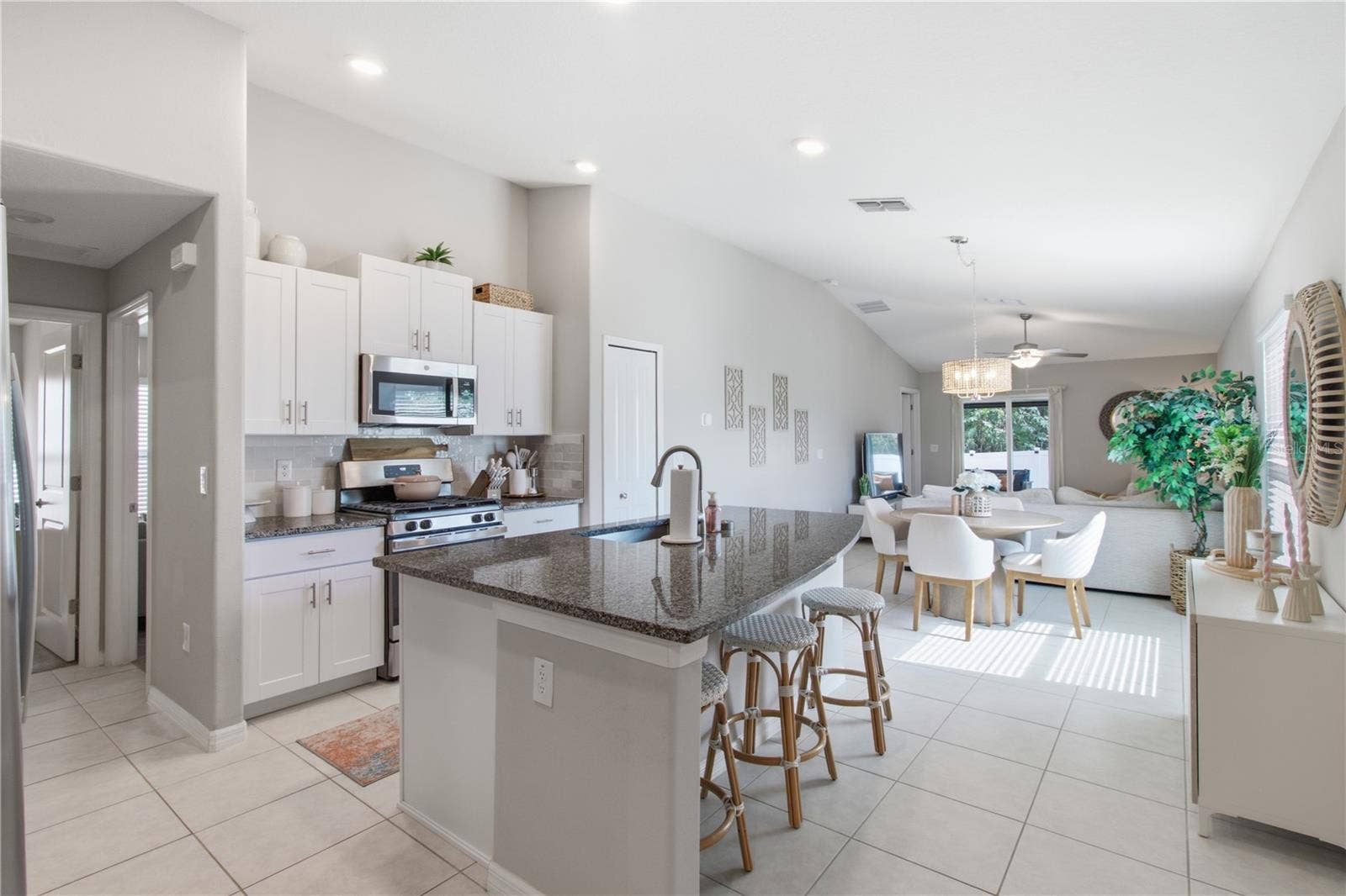 10331 BLUE PLUME COURT, Riverview, FL 33578 10331 BLUE PLUME COURT, Riverview, FL 33578