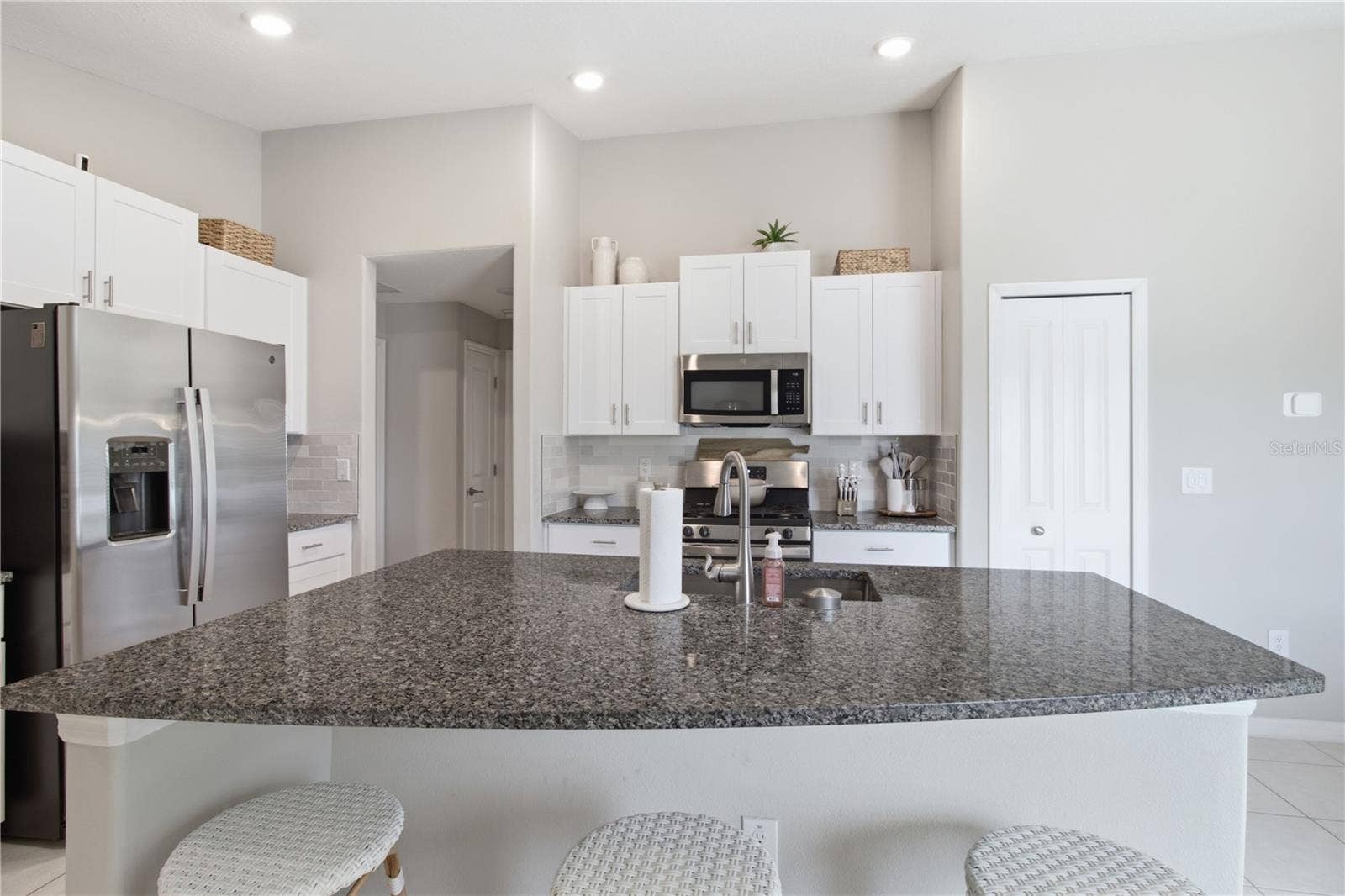 10331 BLUE PLUME COURT, Riverview, FL 33578 10331 BLUE PLUME COURT, Riverview, FL 33578