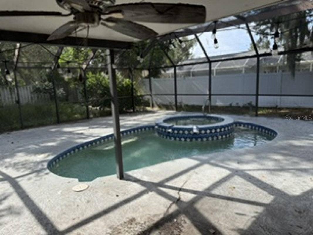 4686 GLEBE FARM ROAD, Sarasota, FL 34235 4686 GLEBE FARM ROAD, Sarasota, FL 34235
