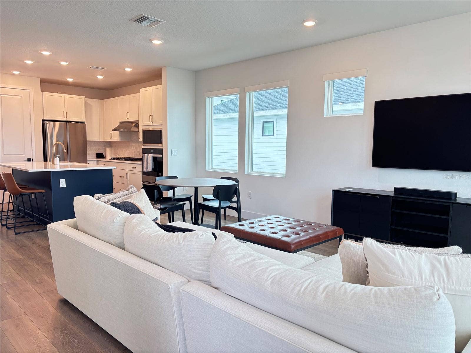 1627 SPRINGWELL LANE, Sarasota, FL 34240