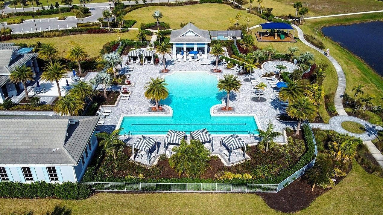 8110 REDONDA LOOP, Bradenton, FL 34202