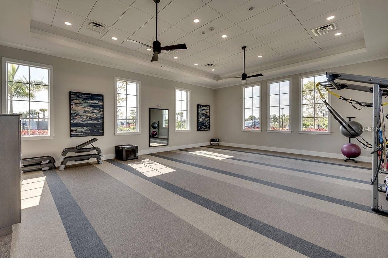 8110 REDONDA LOOP, Bradenton, FL 34202