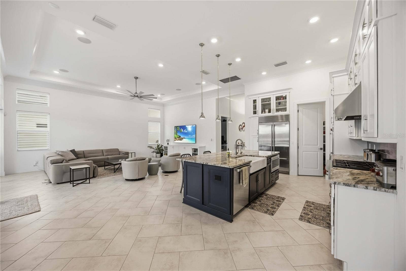 8110 REDONDA LOOP, Bradenton, FL 34202