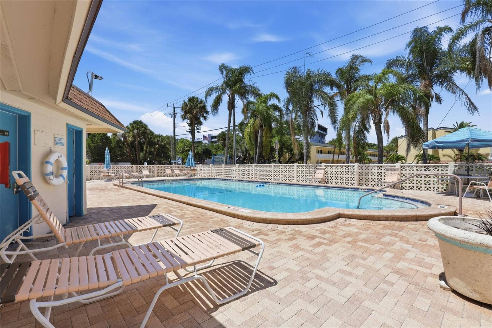 5950 MIDNIGHT PASS ROAD, #101, Sarasota, FL 34242