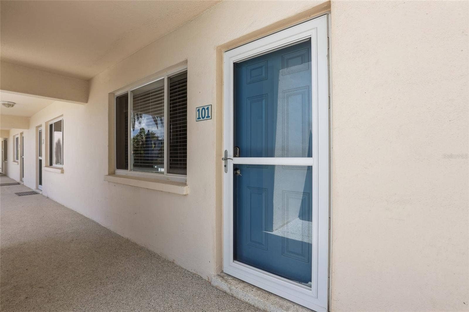 5950 MIDNIGHT PASS ROAD, #101, Sarasota, FL 34242