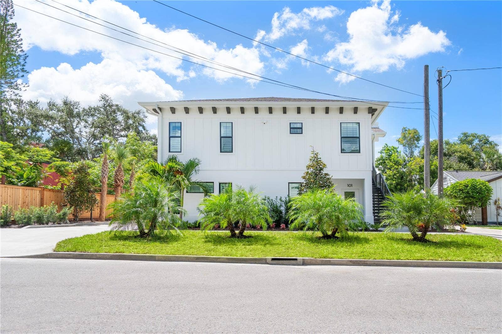 1234 15TH STREET, Sarasota, FL 34236 1234 15TH STREET, Sarasota, FL 34236