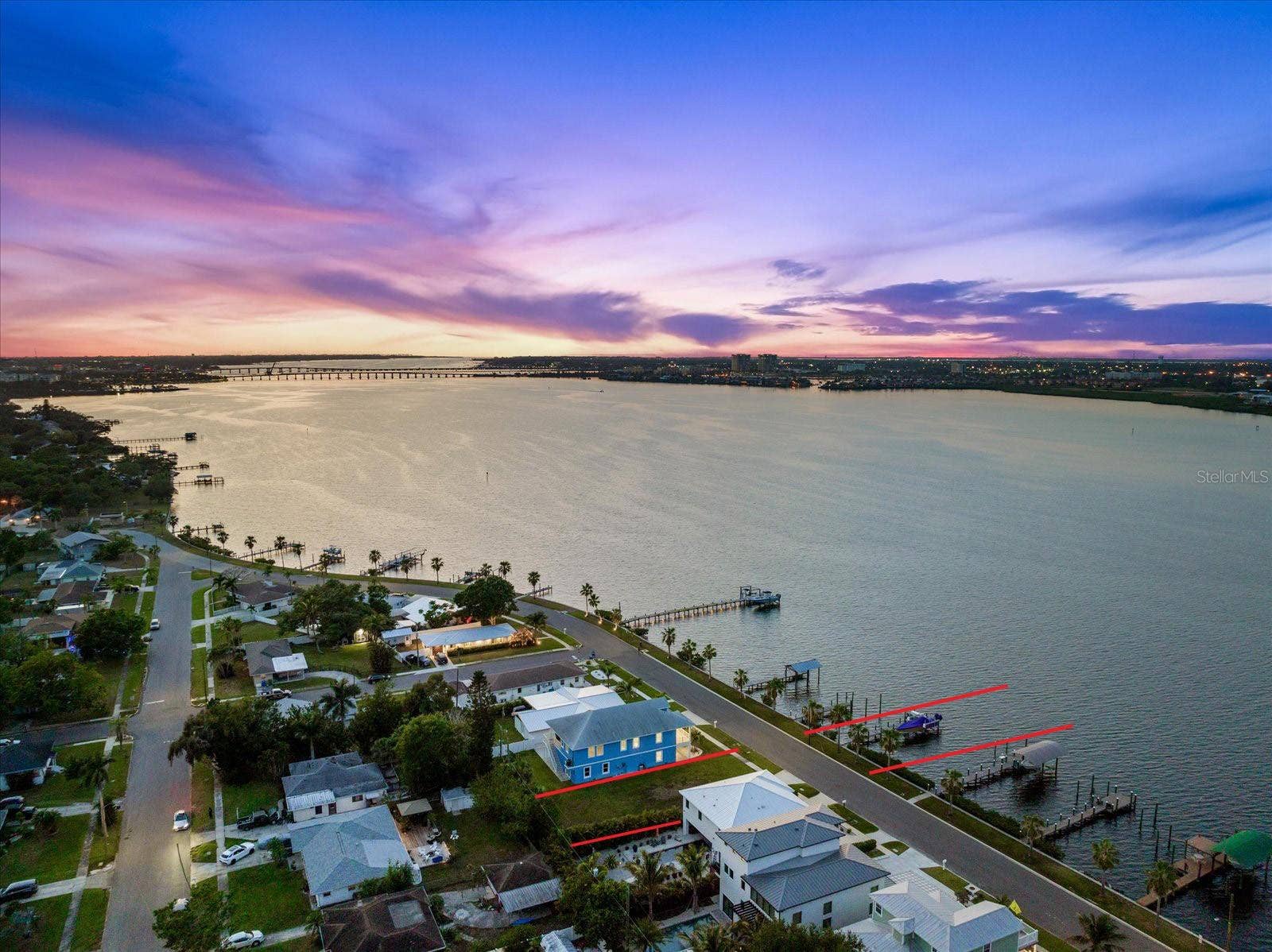 1910 RIVERSIDE DRIVE E, Bradenton, FL 34208 1910 RIVERSIDE DRIVE E, Bradenton, FL 34208