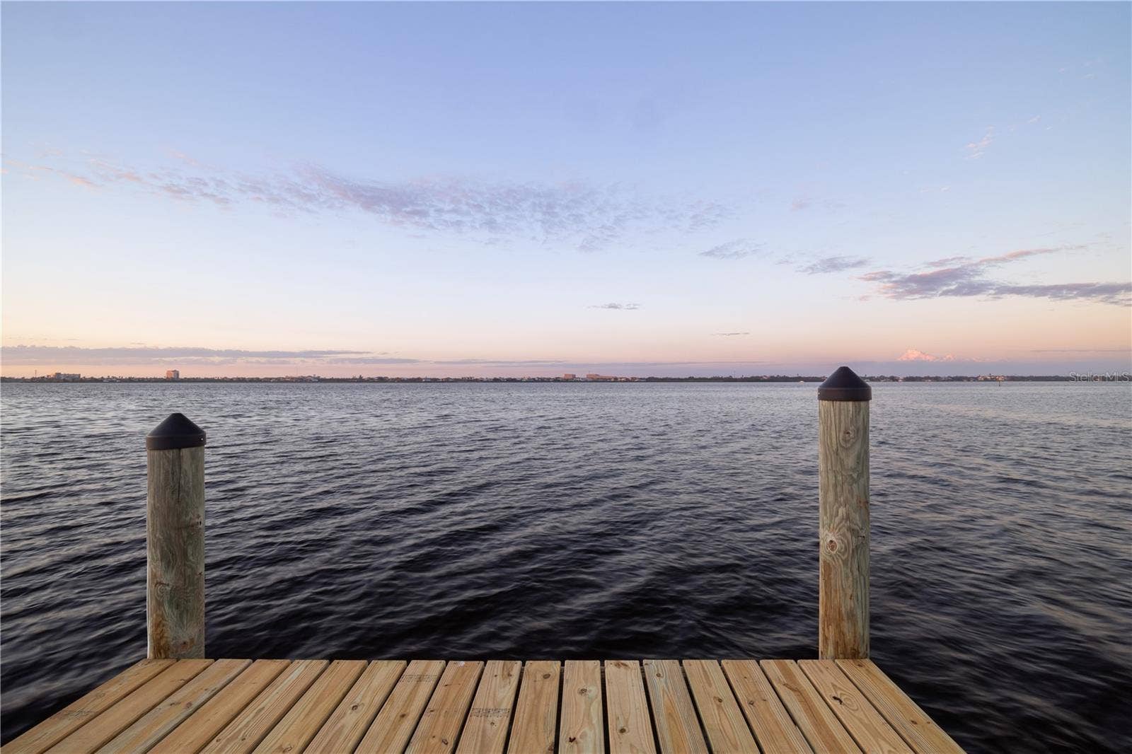 1910 RIVERSIDE DRIVE E, Bradenton, FL 34208 1910 RIVERSIDE DRIVE E, Bradenton, FL 34208