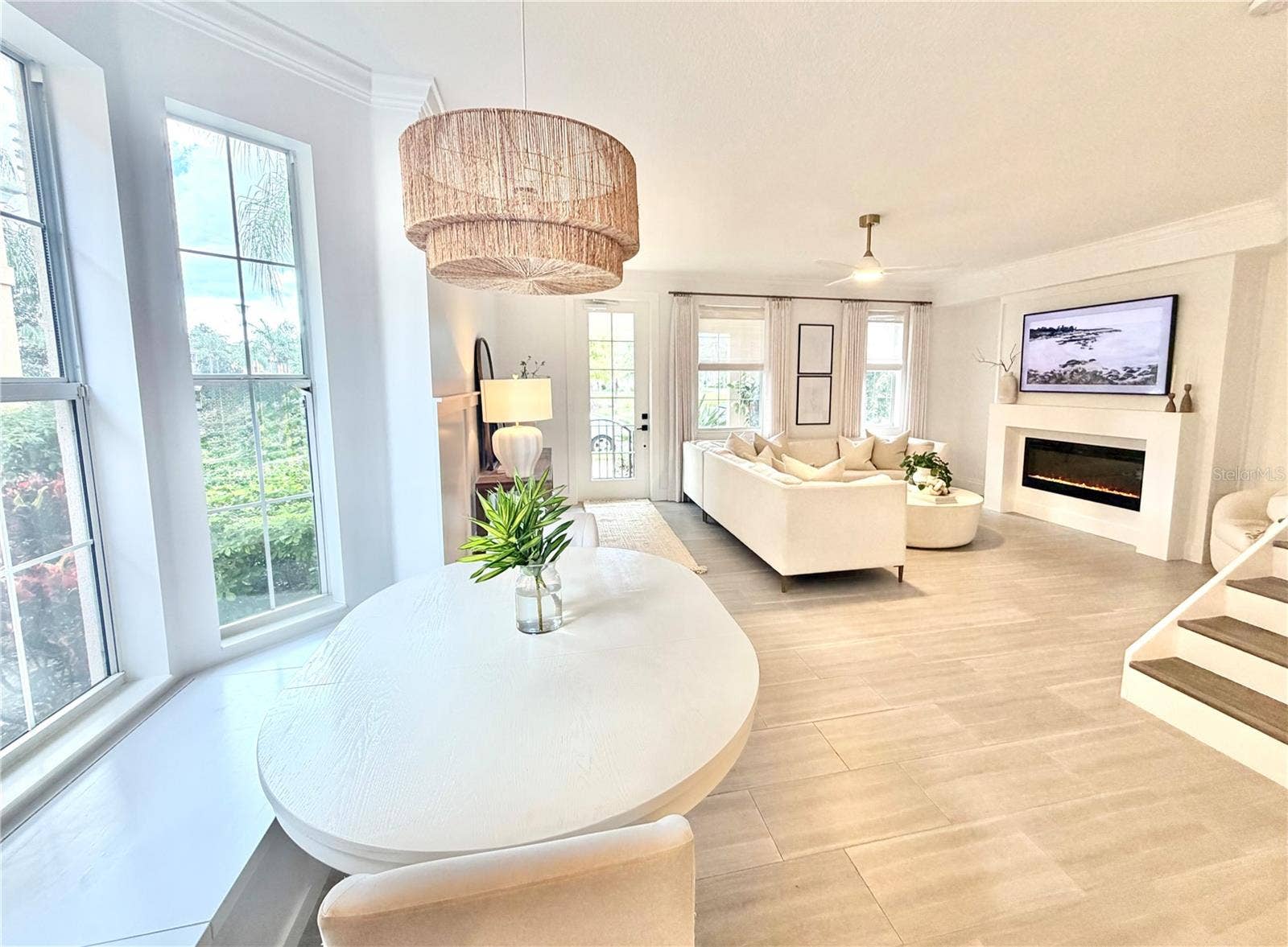 1523 NAPOLI DRIVE E, Sarasota, FL 34232