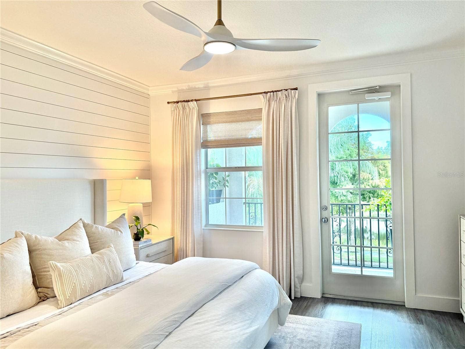 1523 NAPOLI DRIVE E, Sarasota, FL 34232