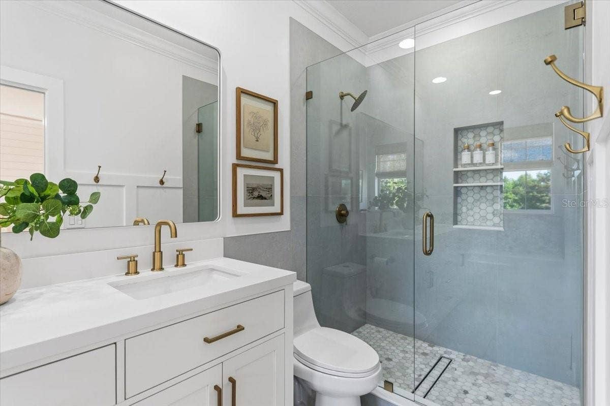 1523 NAPOLI DRIVE E, Sarasota, FL 34232