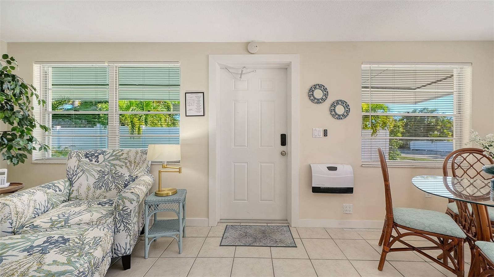 212 66TH STREET, Holmes Beach, FL 34217