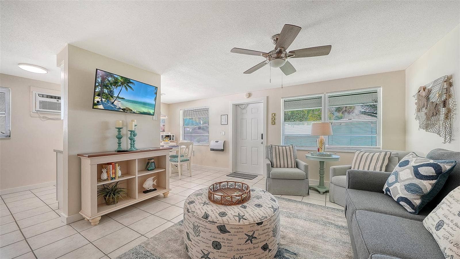 212 66TH STREET, Holmes Beach, FL 34217