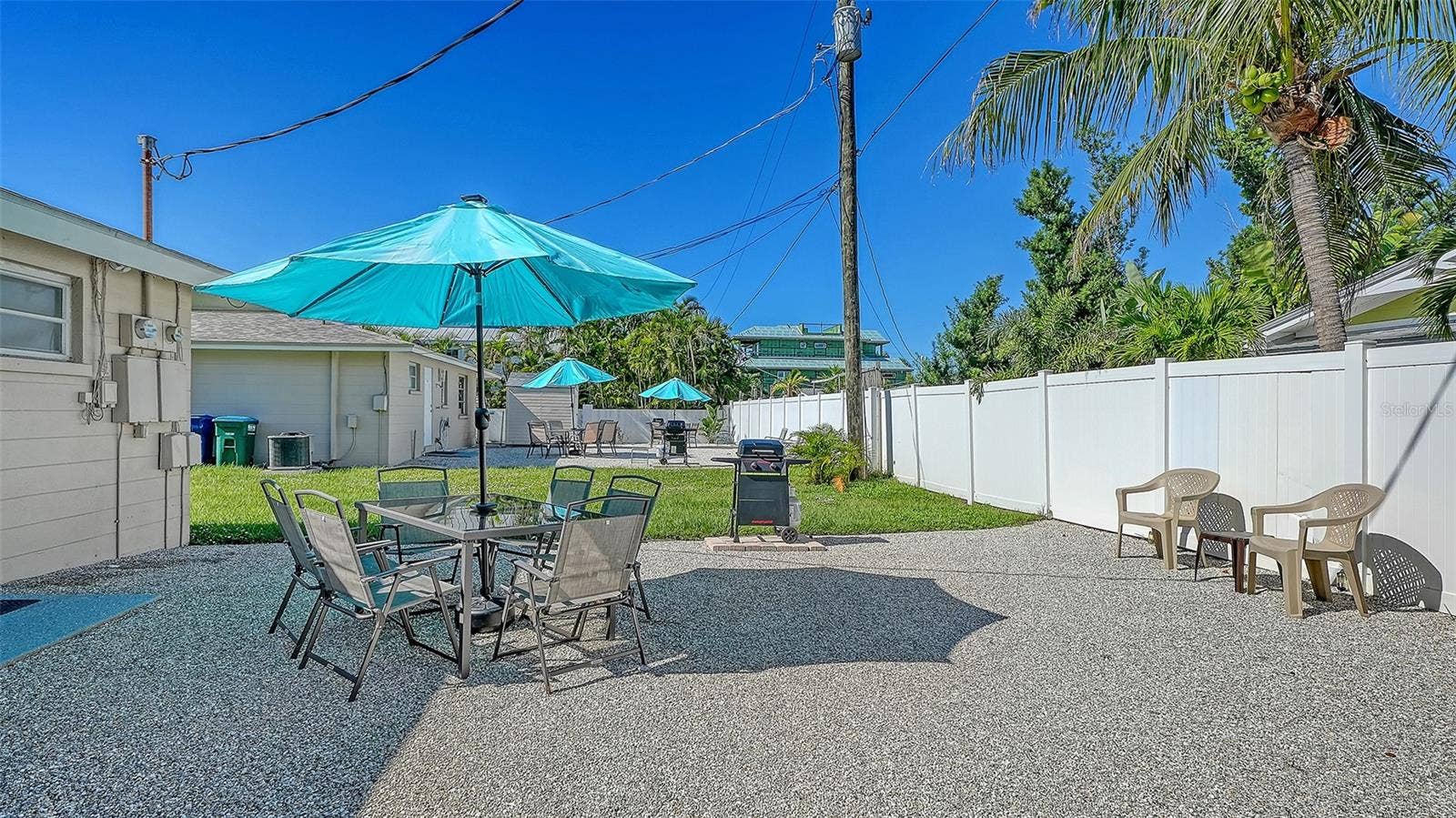 212 66TH STREET, Holmes Beach, FL 34217