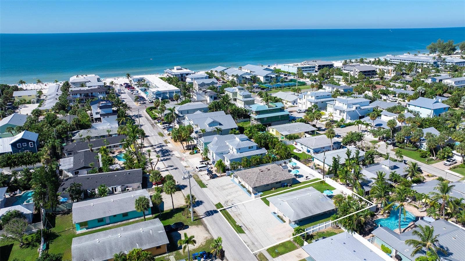212 66TH STREET, Holmes Beach, FL 34217