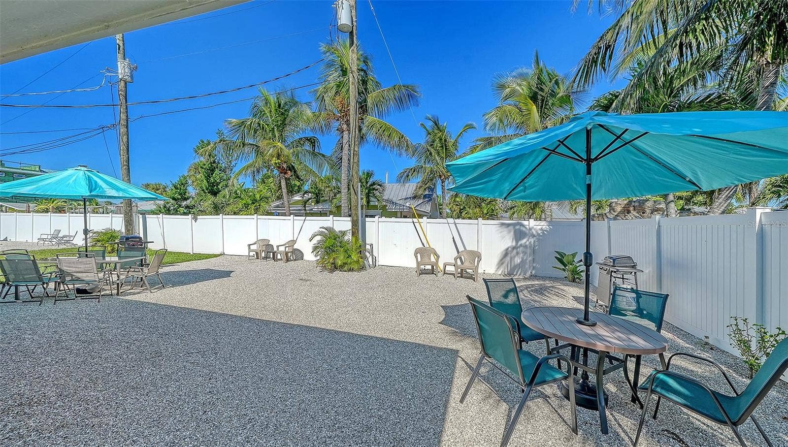 Each side has a cookout area and back yard.