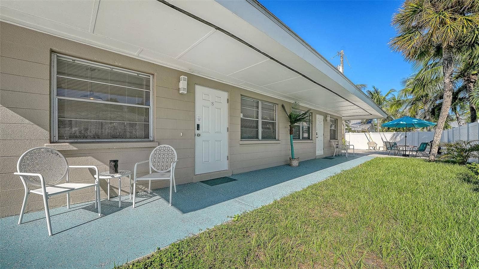 212 66TH STREET, Holmes Beach, FL 34217