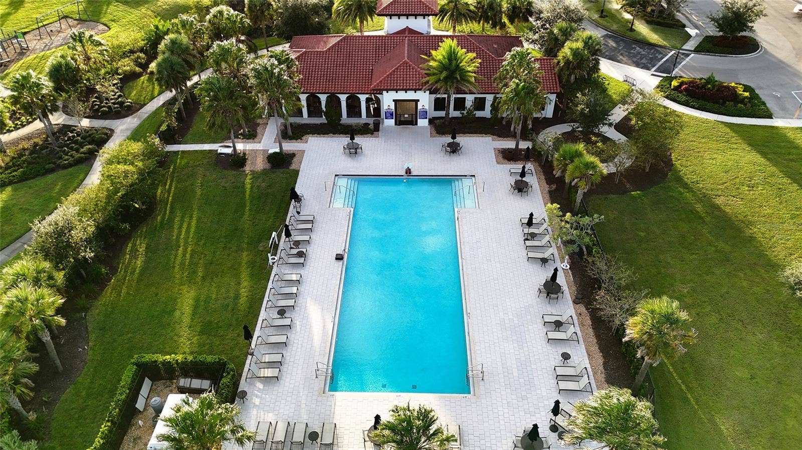 3504 SAVANNA PALMS COURT, Bradenton, FL 34211 Beautiful Pool area!