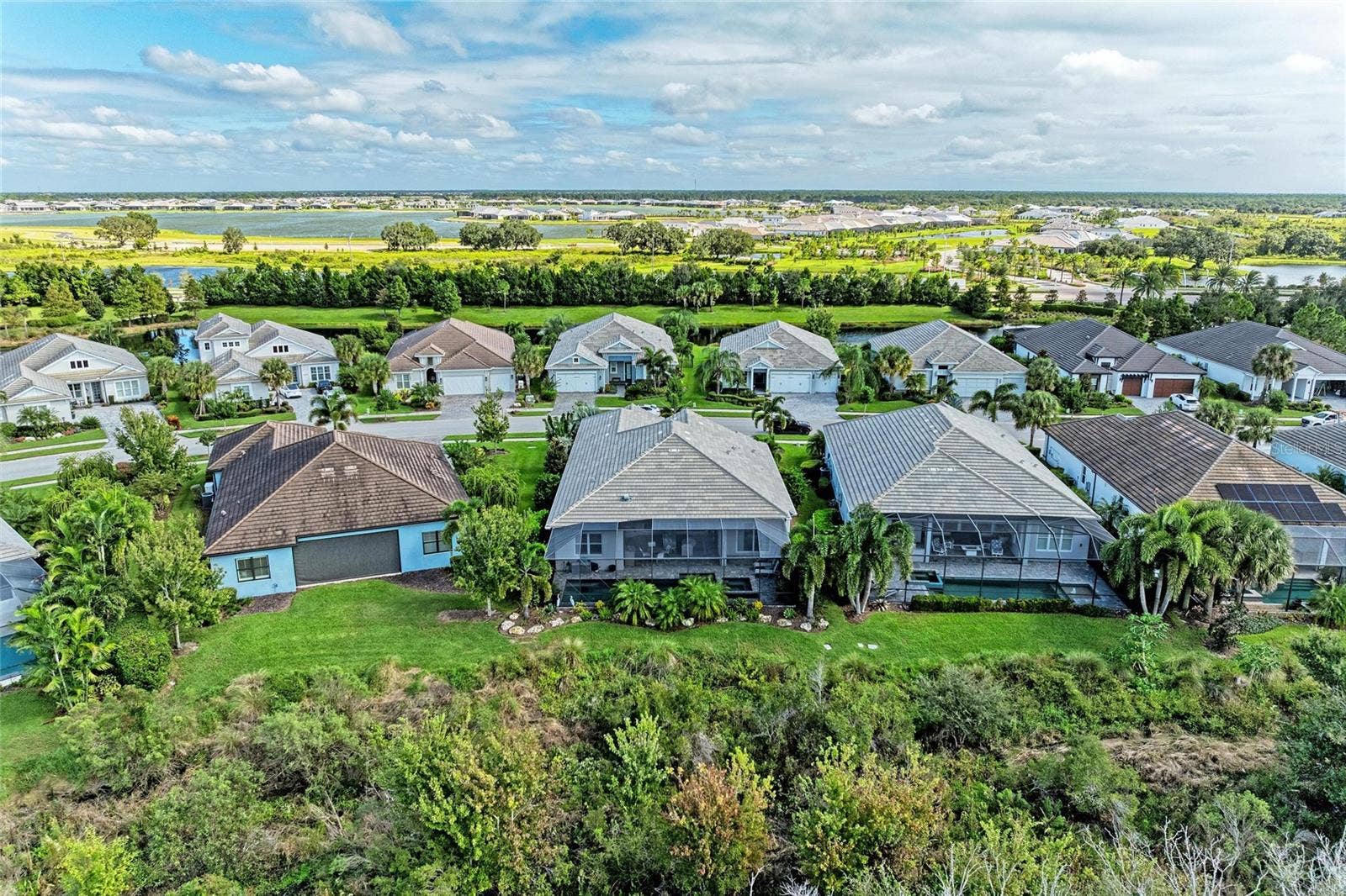 8269 GRANDE SHORES DRIVE, Sarasota, FL 34240