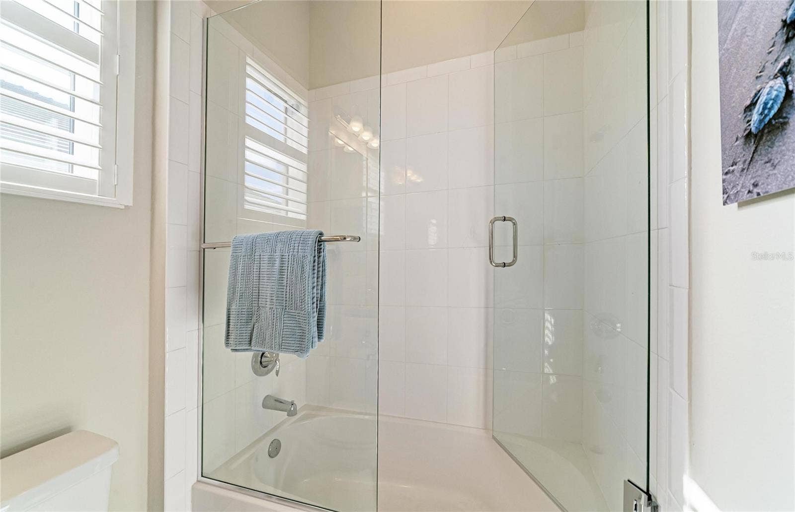 8269 GRANDE SHORES DRIVE, Sarasota, FL 34240