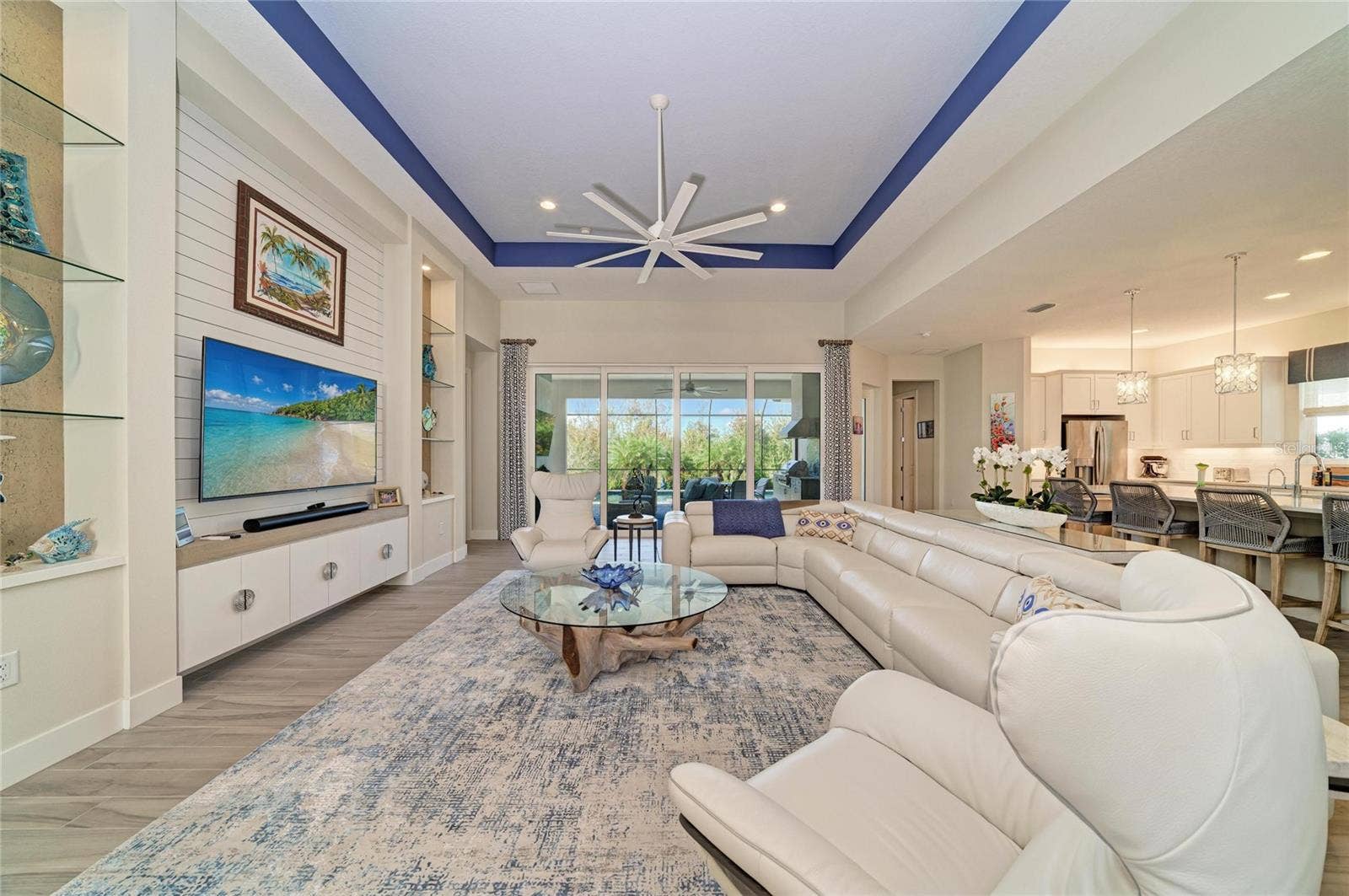 8269 GRANDE SHORES DRIVE, Sarasota, FL 34240