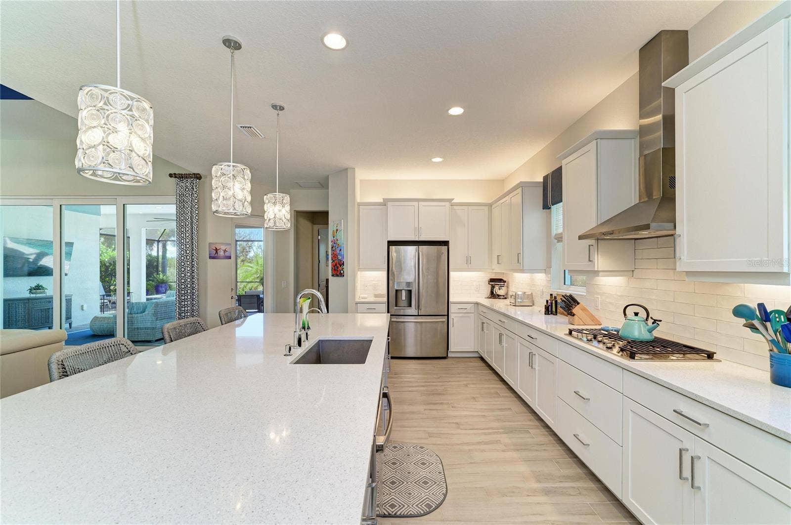 8269 GRANDE SHORES DRIVE, Sarasota, FL 34240