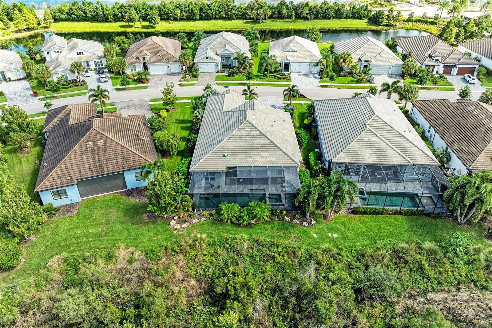 8269 GRANDE SHORES DRIVE, Sarasota, FL 34240
