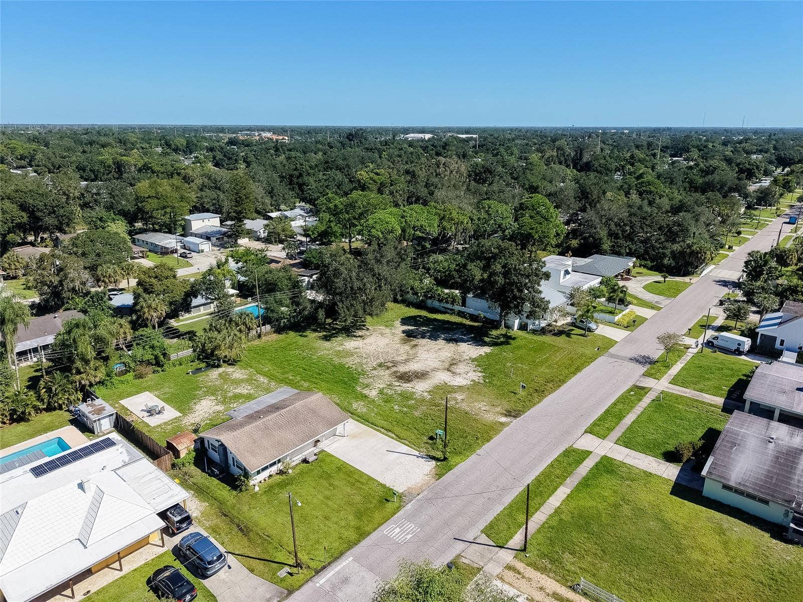 2555 WOOD STREET, Sarasota, FL 34237 2555 WOOD STREET, Sarasota, FL 34237