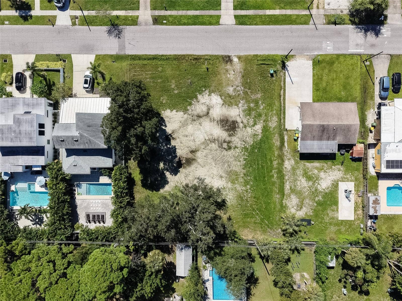 2555 WOOD STREET, Sarasota, FL 34237 2555 WOOD STREET, Sarasota, FL 34237