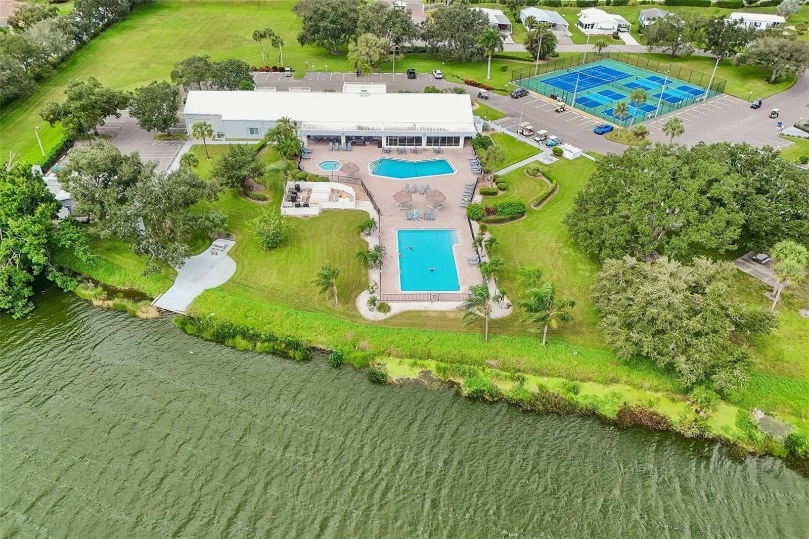 8510 COUNTESS AVENUE CIRCLE, Palmetto, FL 34221 Arial View of Amenities