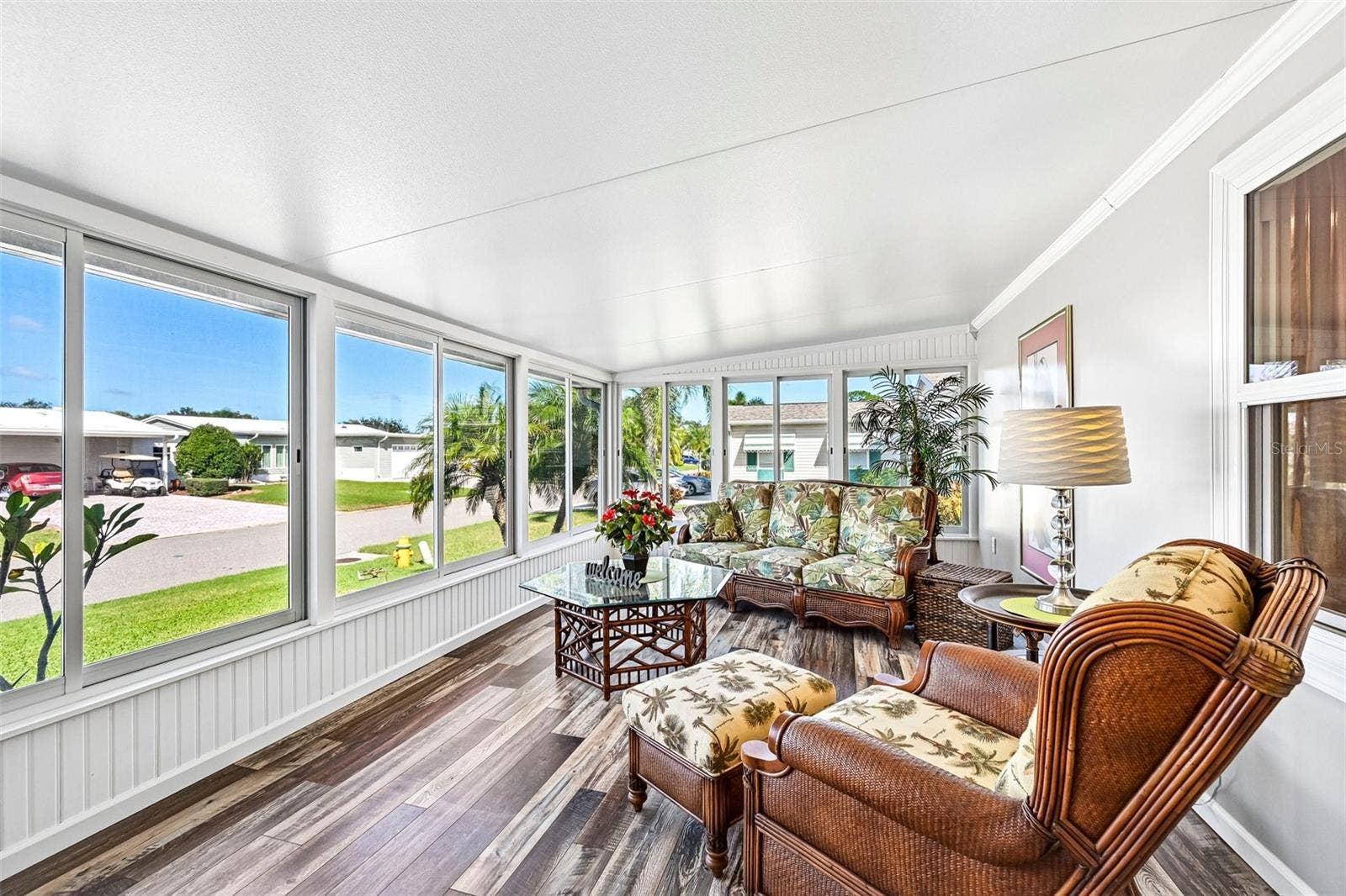 8510 COUNTESS AVENUE CIRCLE, Palmetto, FL 34221 Front Lanai