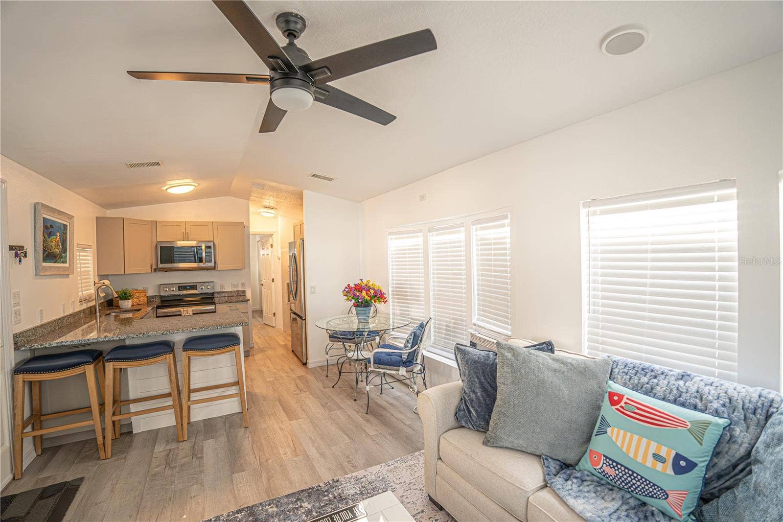 6 BASIN STREET, Palmetto, FL 34221 6 BASIN STREET, Palmetto, FL 34221