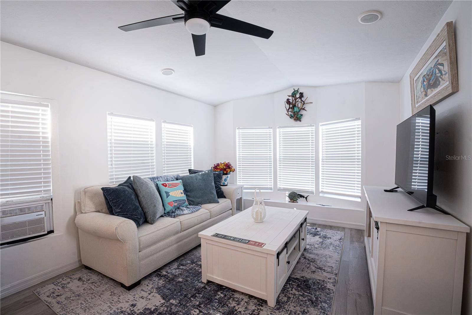 6 BASIN STREET, Palmetto, FL 34221 6 BASIN STREET, Palmetto, FL 34221