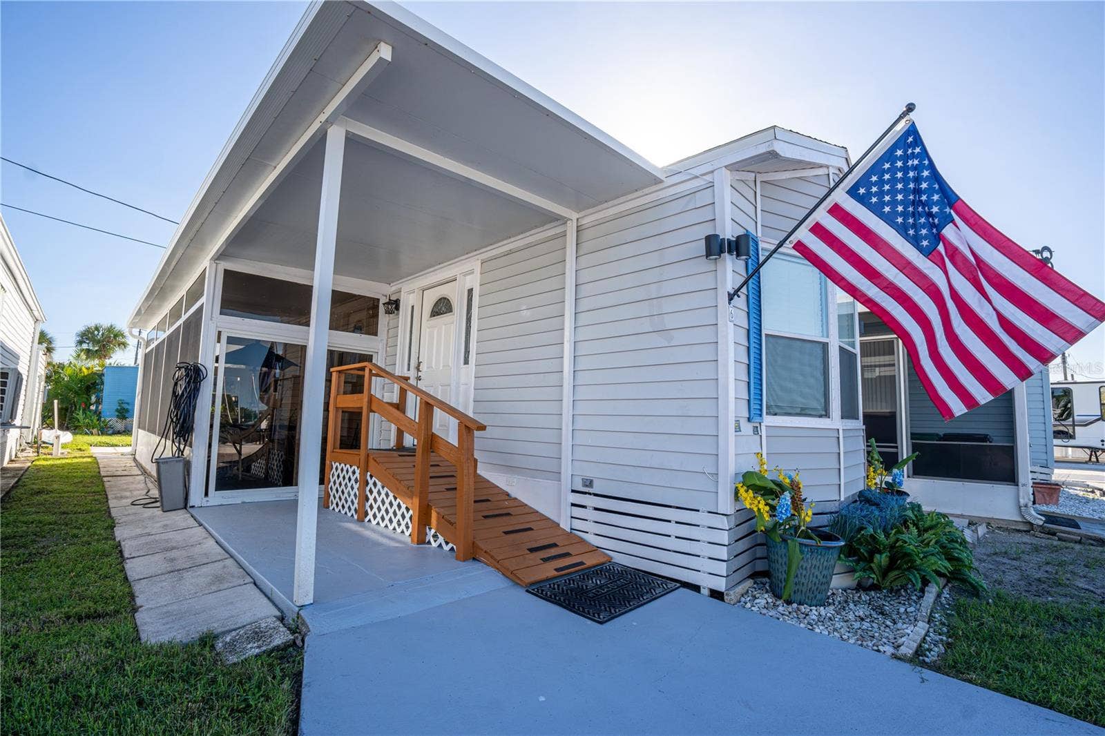 6 BASIN STREET, Palmetto, FL 34221 6 BASIN STREET, Palmetto, FL 34221