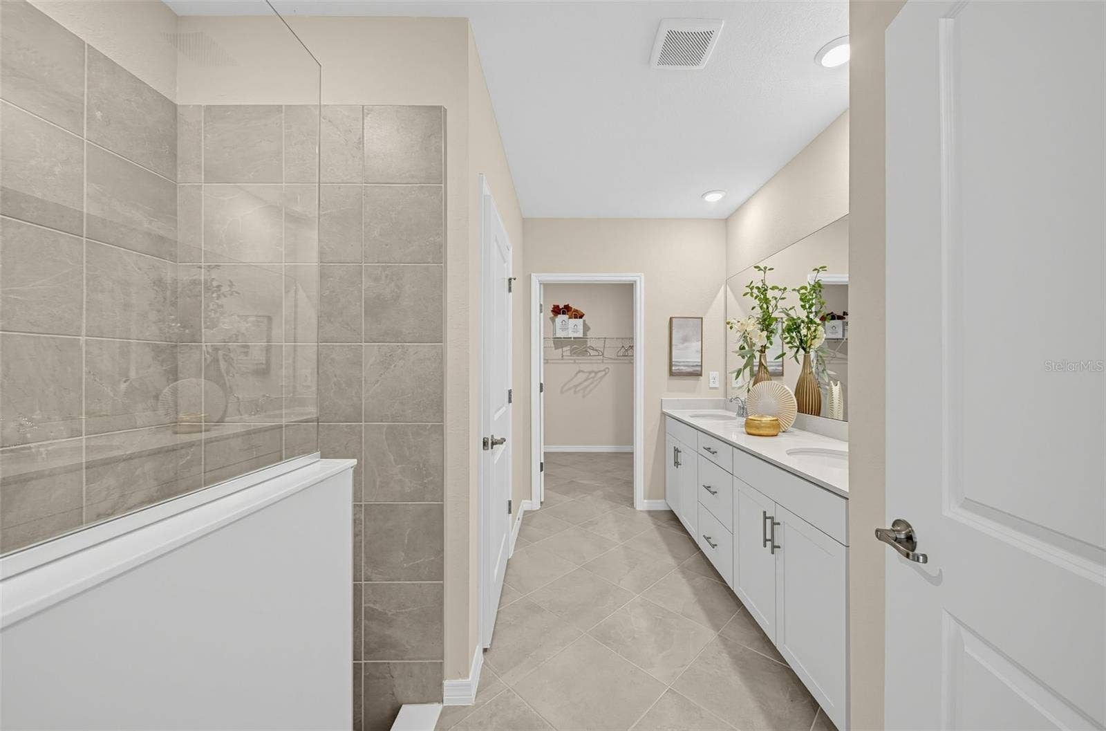 13001 PINK SAND COURT, #104, Venice, FL 34293 13001 PINK SAND COURT, #104, Venice, FL 34293