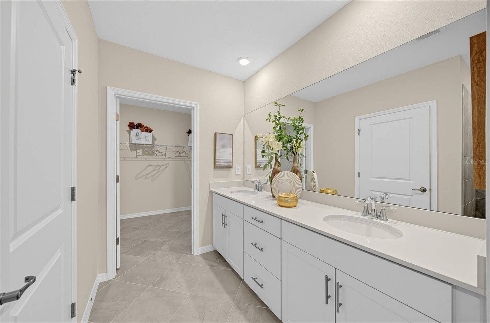 13001 PINK SAND COURT, #104, Venice, FL 34293 13001 PINK SAND COURT, #104, Venice, FL 34293