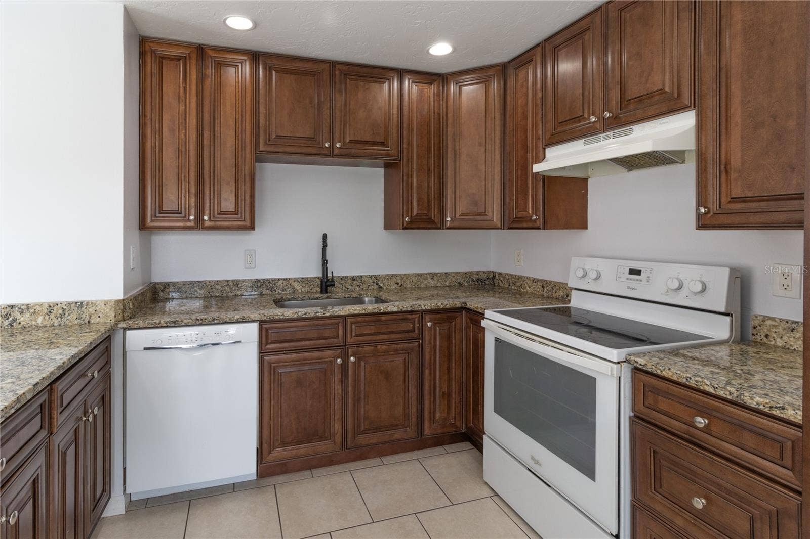 7013 BRENTFORD ROAD, Sarasota, FL 34241 7013 BRENTFORD ROAD, Sarasota, FL 34241