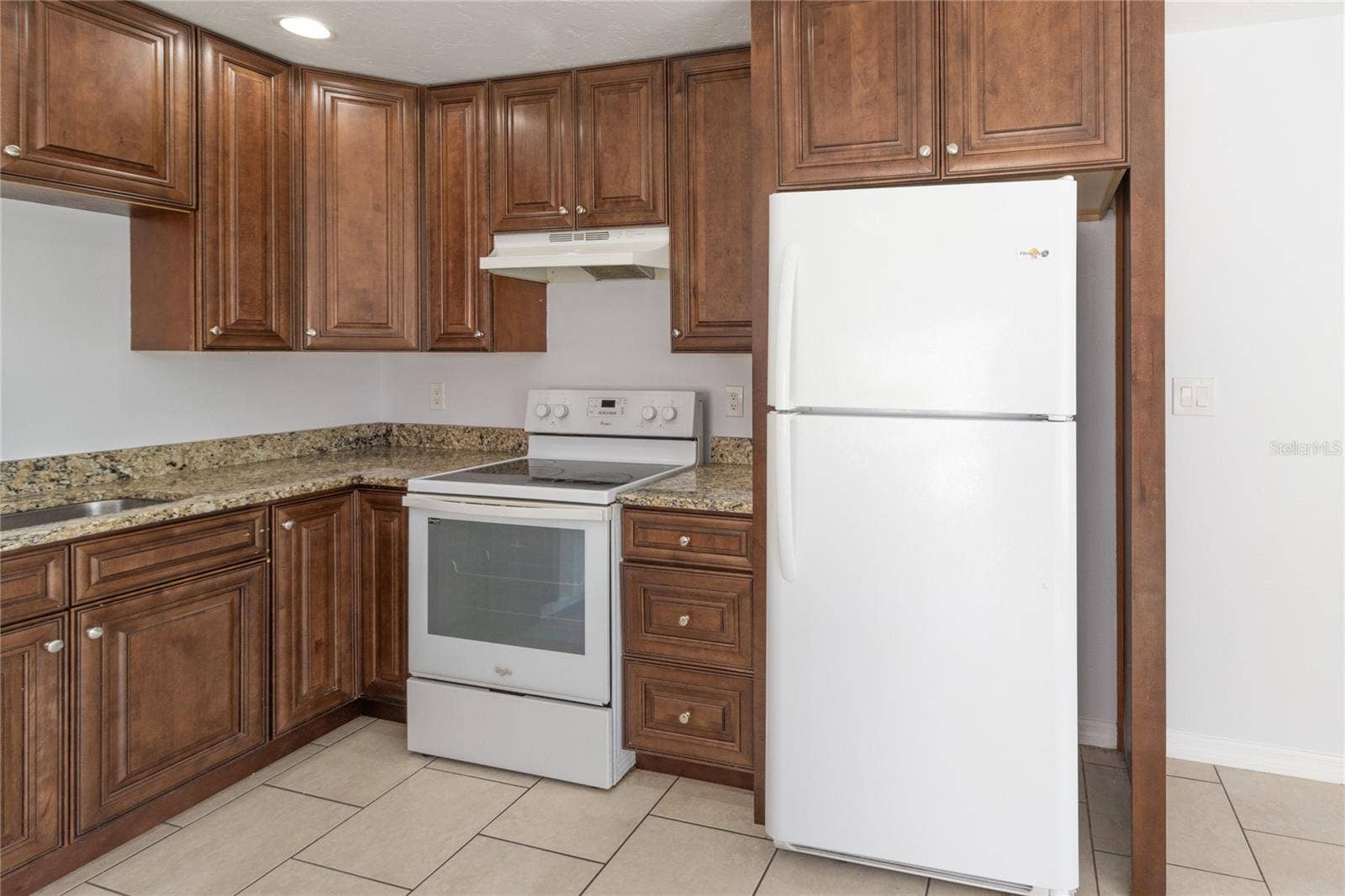 7013 BRENTFORD ROAD, Sarasota, FL 34241 7013 BRENTFORD ROAD, Sarasota, FL 34241