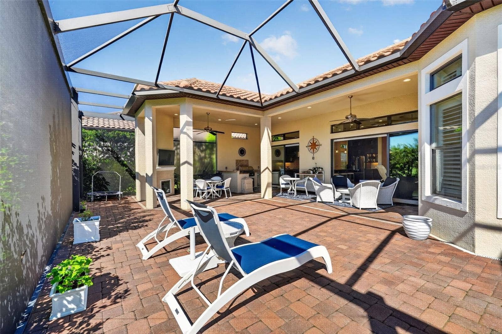 4740 BENITO COURT, Bradenton, FL 34211 4740 BENITO COURT, Bradenton, FL 34211