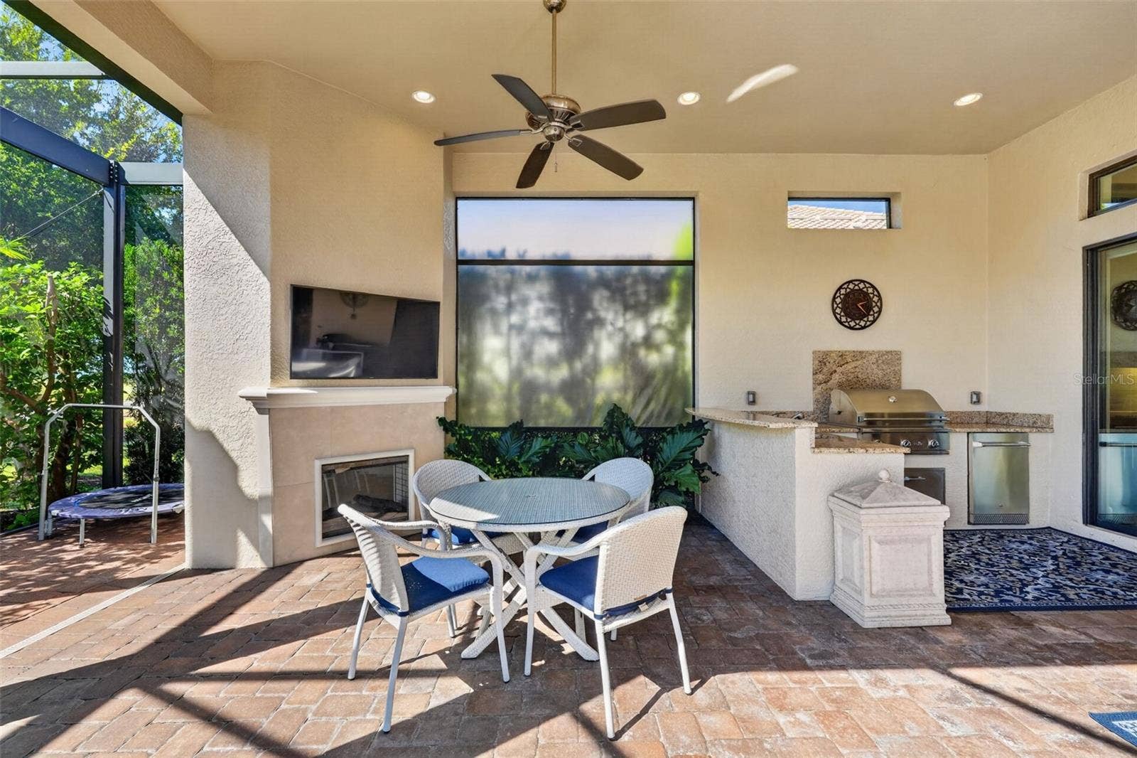 4740 BENITO COURT, Bradenton, FL 34211 4740 BENITO COURT, Bradenton, FL 34211