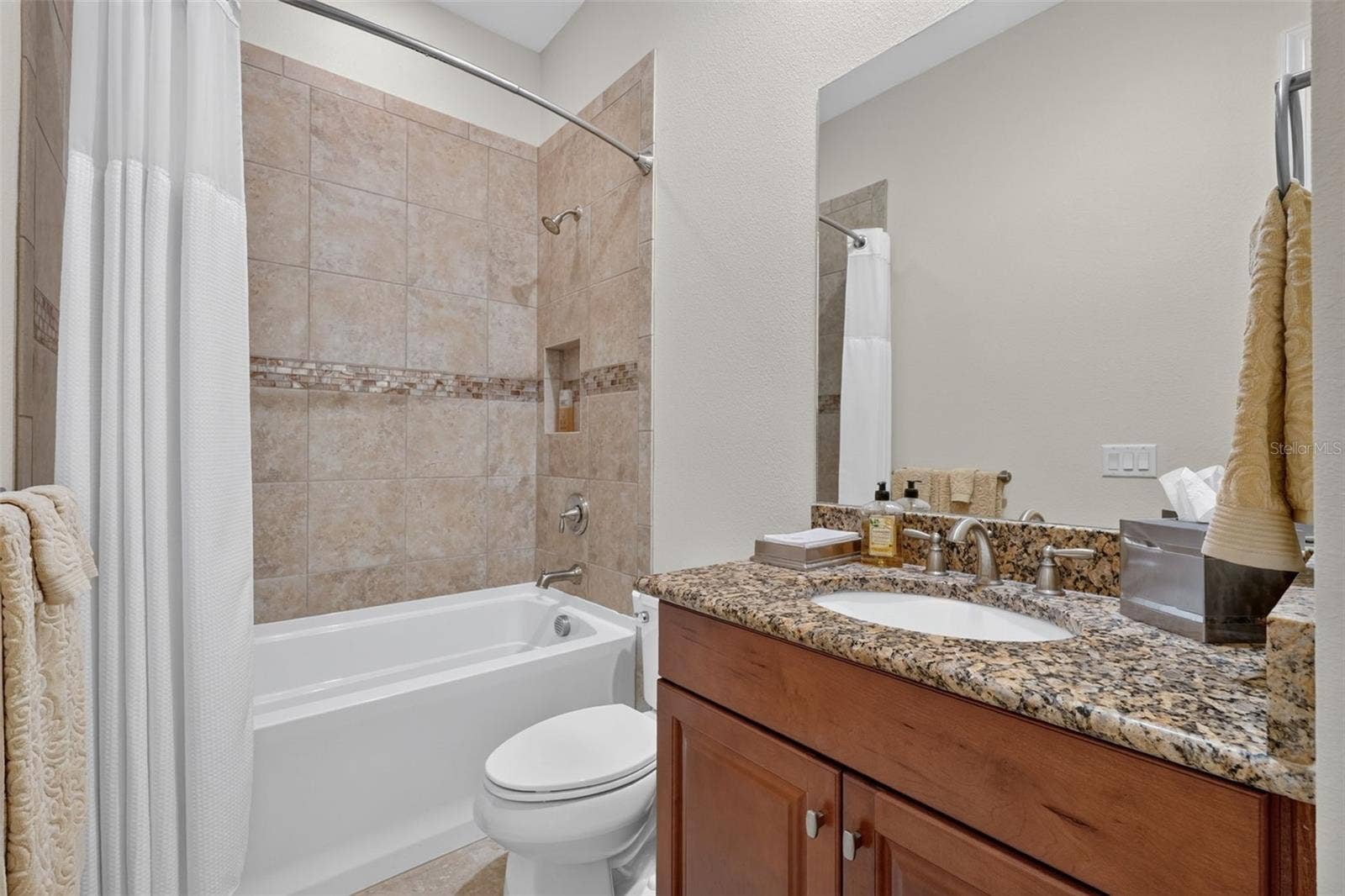 4740 BENITO COURT, Bradenton, FL 34211 4740 BENITO COURT, Bradenton, FL 34211