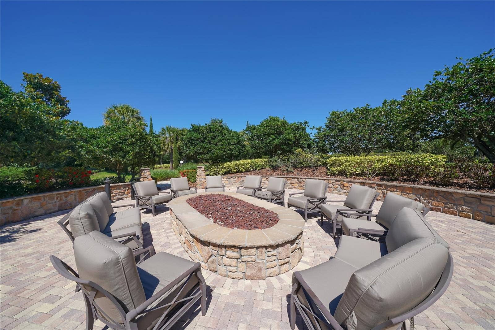 4740 BENITO COURT, Bradenton, FL 34211 4740 BENITO COURT, Bradenton, FL 34211