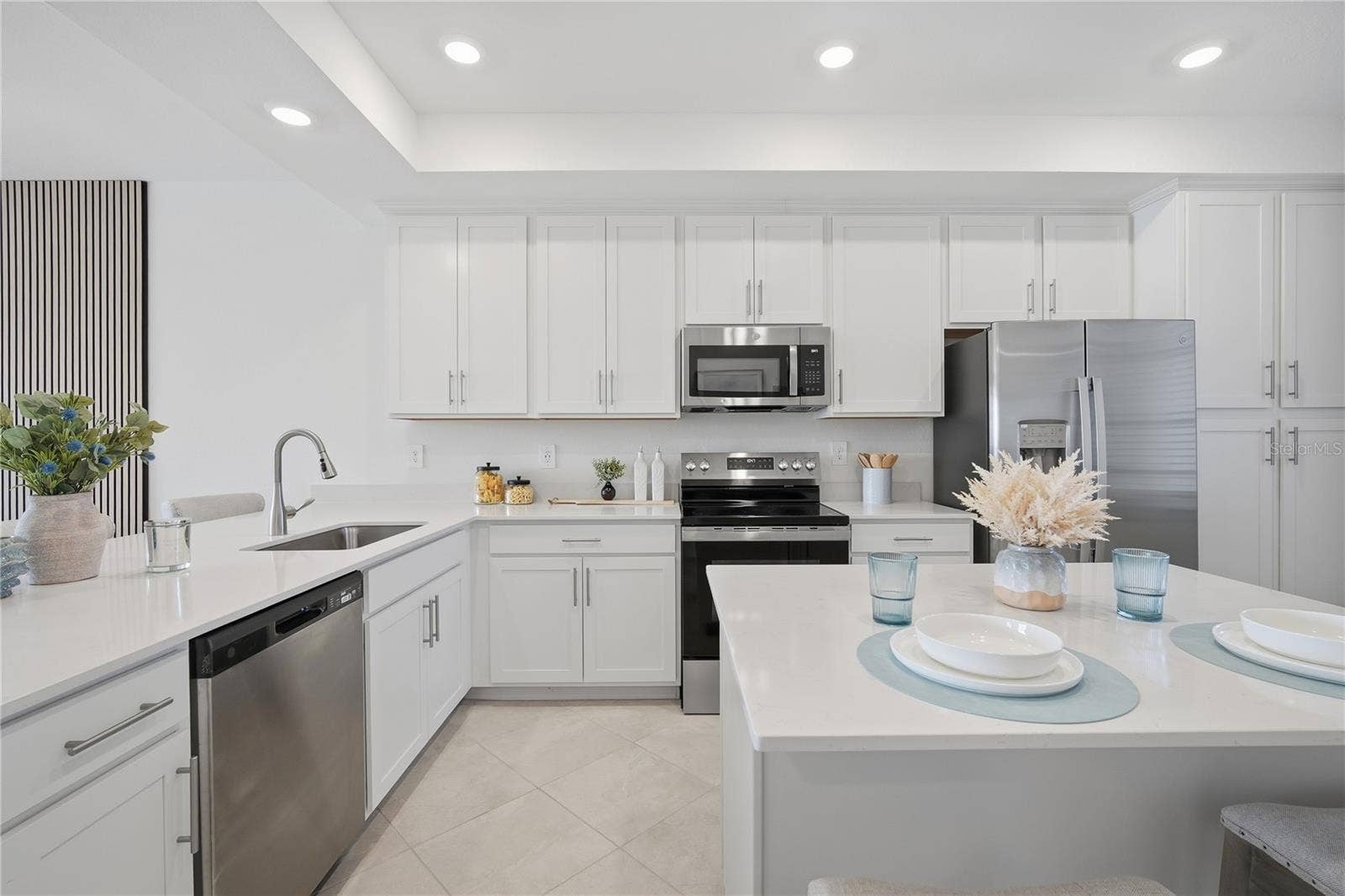 17660 OPAL SAND DRIVE, #204, Venice, FL 34293