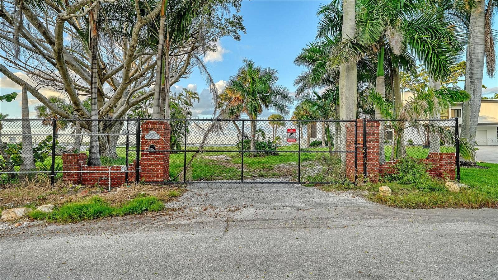 609 NORSOTA WAY, Sarasota, FL 34242 609 NORSOTA WAY, Sarasota, FL 34242